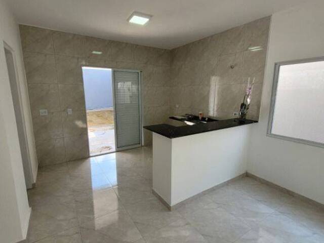 Casa para Venda em Araçariguama - 4