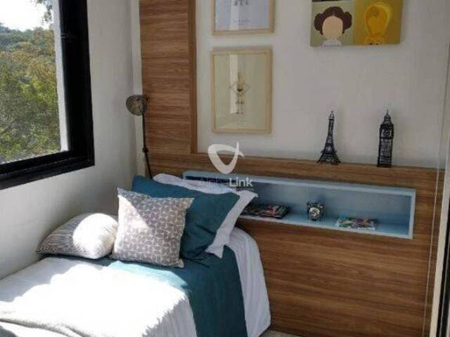 Casa em condomínio para Venda em Santana de Parnaíba - 2