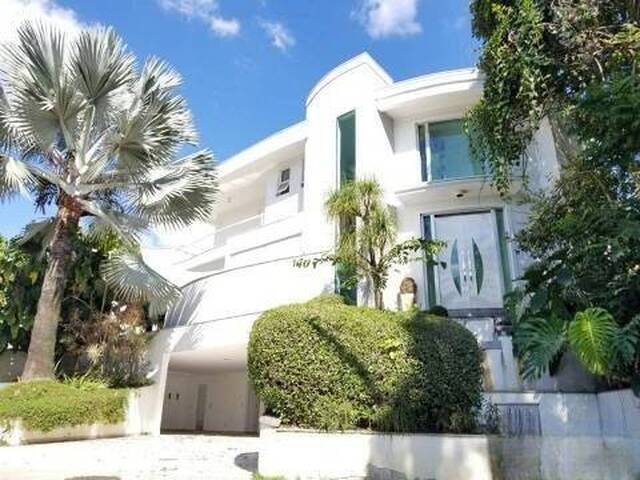 #CA2253 - Casa em condomínio para Locação em Barueri - SP