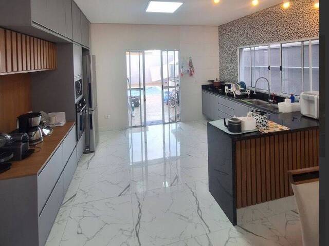 #CA2192 - Casa em condomínio para Locação em Santana de Parnaíba - SP