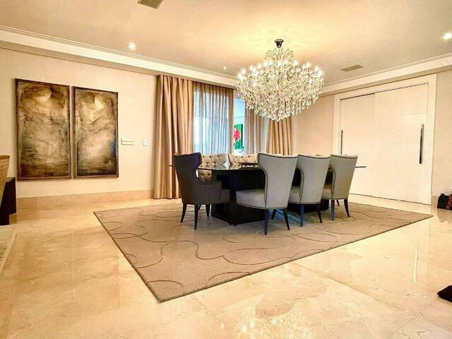 Casa em condomínio para Venda em Santana de Parnaíba - 2