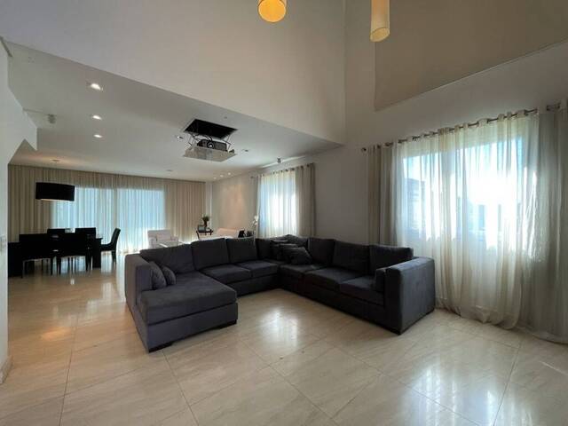 Casa em condomínio para Venda em Santana de Parnaíba - 2