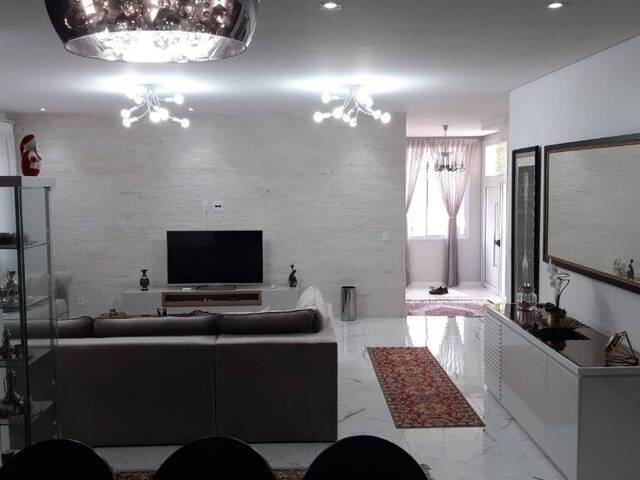 Casa em condomínio para Venda em Santana de Parnaíba - 2