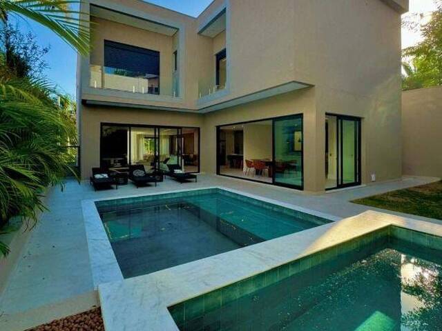 #CA1546 - Casa em condomínio para Venda em Barueri - SP