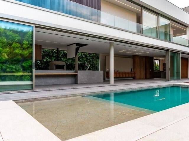 #CA1100 - Casa em condomínio para Venda em Santana de Parnaíba - SP