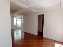 Casa para Venda em Santana de Parnaíba - 4