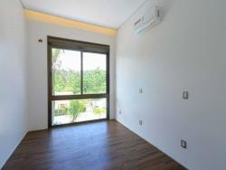 Casa para Venda em Santana de Parnaíba - 4