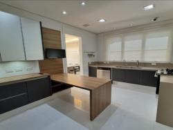 Casa para Venda em Santana de Parnaíba - 5