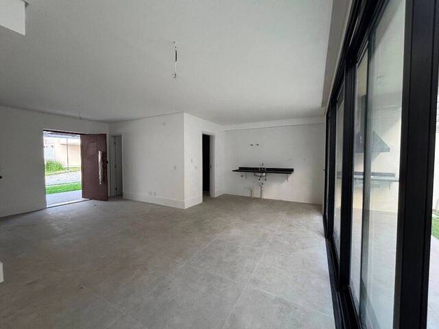 Casa em condomínio para Venda em Santana de Parnaíba - 2