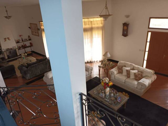 Casa para Venda em Santana de Parnaíba - 5