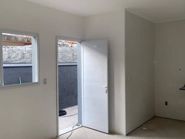 Casa para Venda em Santana de Parnaíba - 4