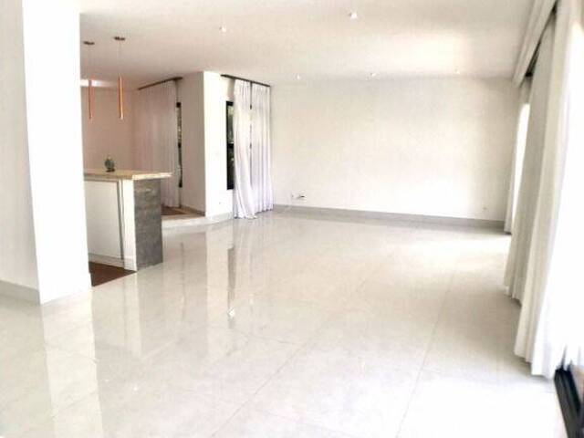 #CA3055 - Casa em condomínio para Venda em Barueri - SP